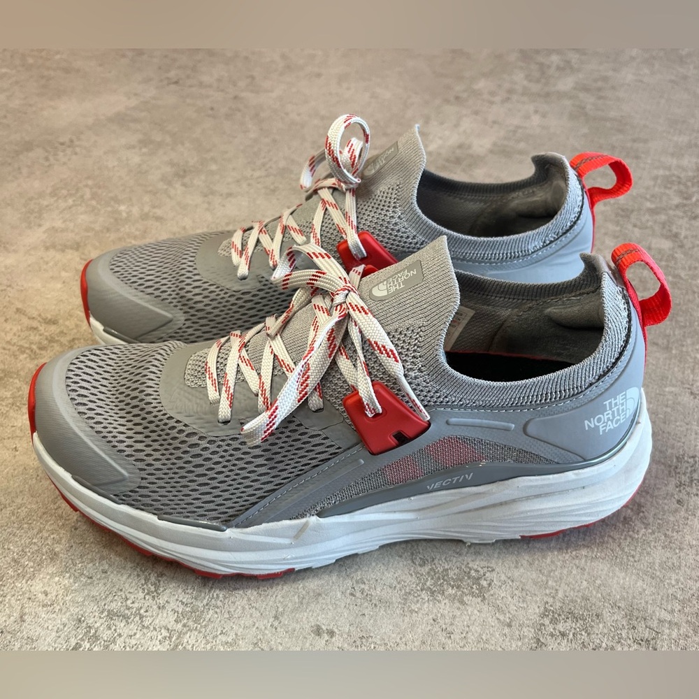 The North Face Women’s Vectiv Trail Athletic Shoes Size 9
